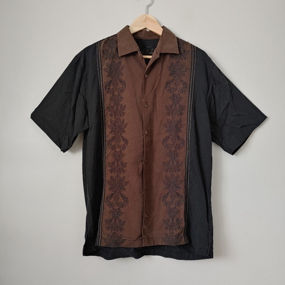 Tommy Bahama Silk Button Down Shirt Short Sleeves Size Medium Brown Black - Picture 3 of 16